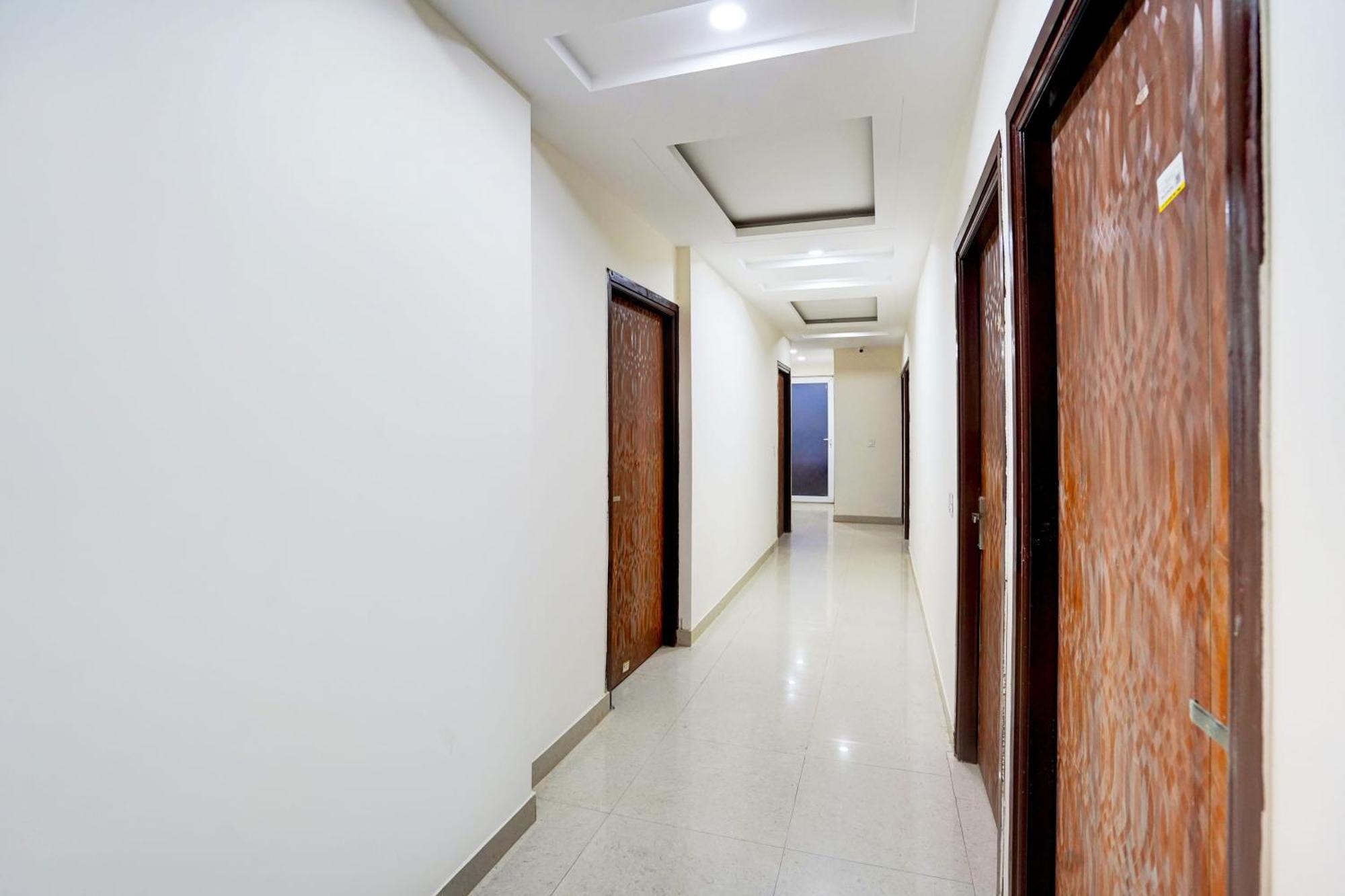 Hotel O Vr Residency Gurgaon Exterior photo